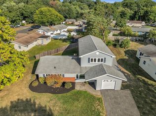 17 Grove St, Danvers, MA 01923