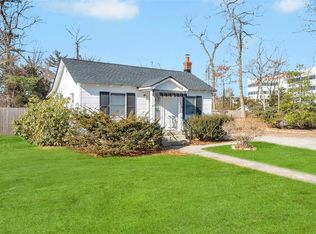 278 Wheeler Rd, Hauppauge, NY 11788