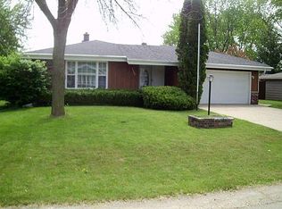 3525 Indian Trl, Racine, WI 53402