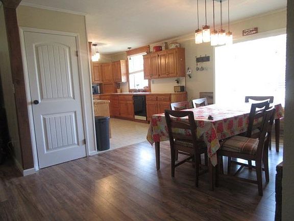 4th image of 717 N Galveston St