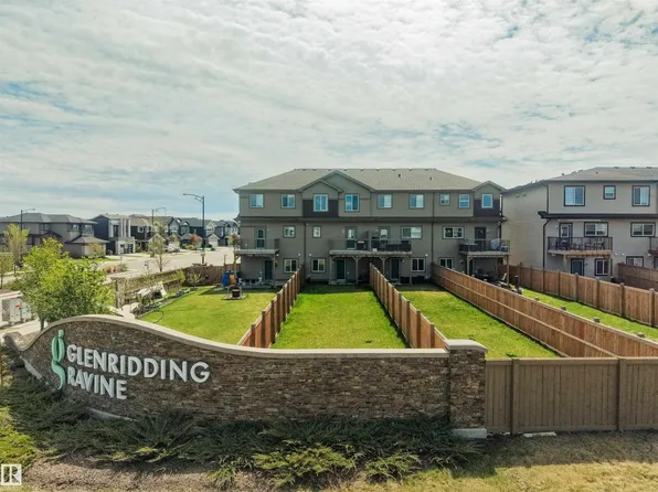 1506 157th St SW, Edmonton, AB T6W 4J8