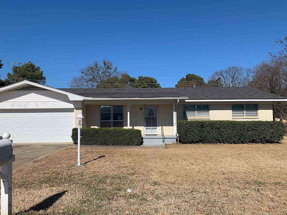 1st image of 142 Royale Dr