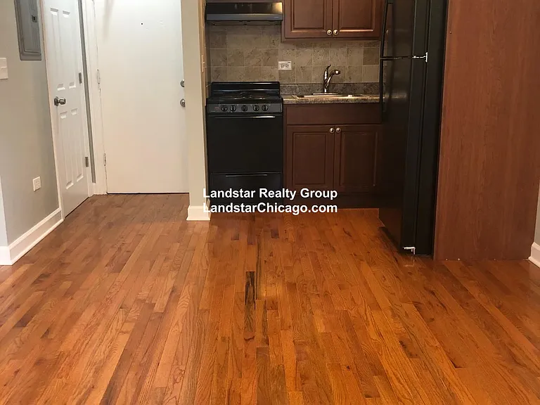 1023 Argyle Pl #314 — Photo 3