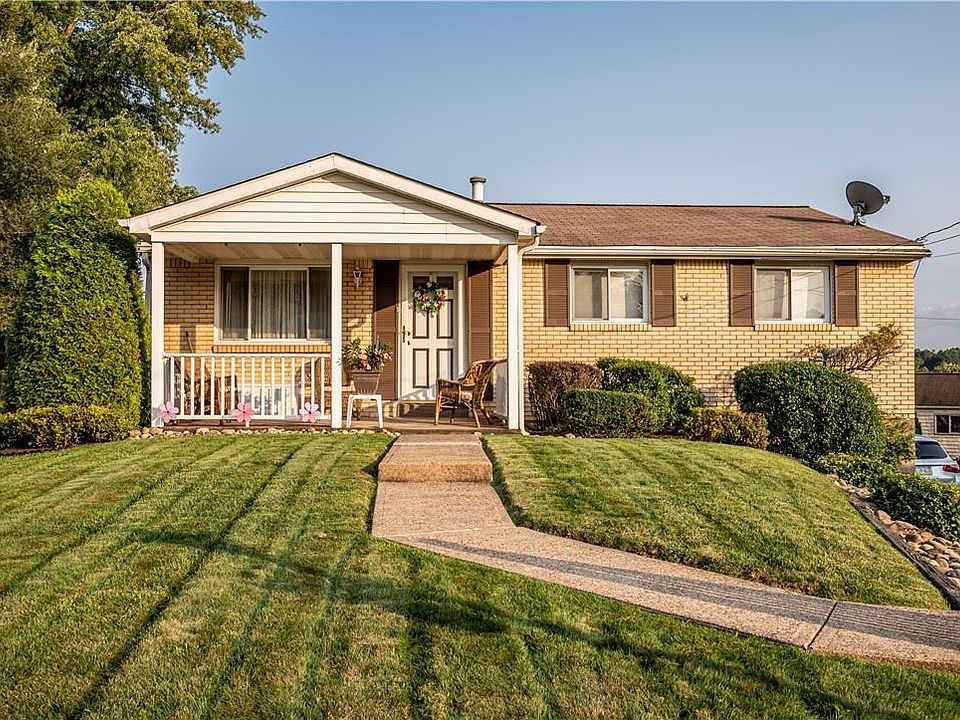 1st image of 324 Interlaken Dr