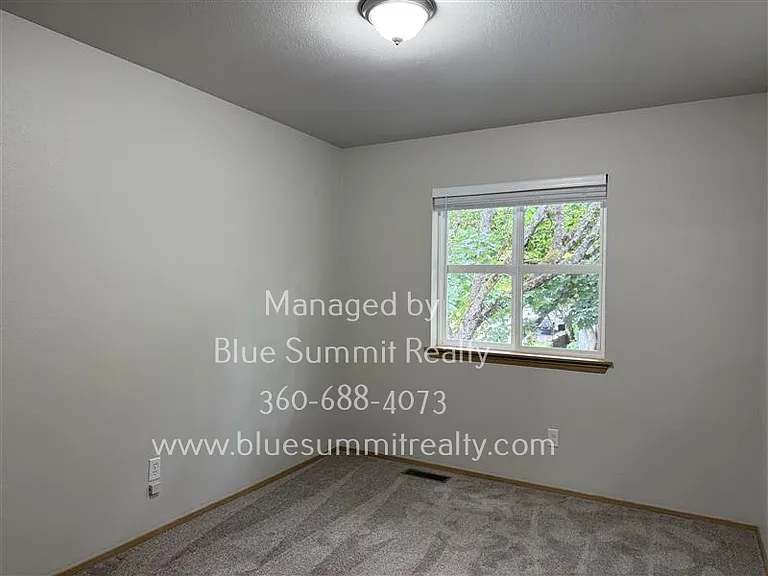 6031 Stanwick Ln SE — Photo 7