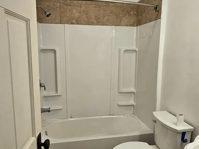 2745 Q St #1 — Photo 5