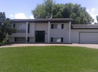 501 Starlite Dr, Pueblo, CO 81005