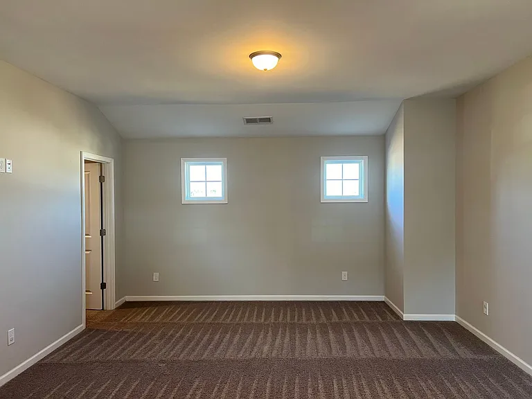 401 Tivoli Way — Photo 18