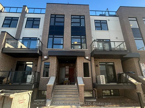 1585 Rose Way #116, Milton, ON L9E 1V8