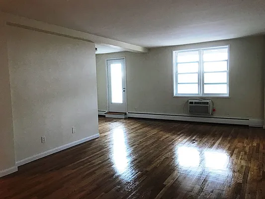 Rented by Prime Realty | media 36