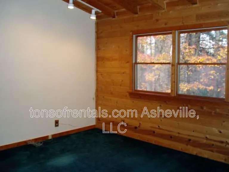 1286 Davis Mountain Rd — Photo 9
