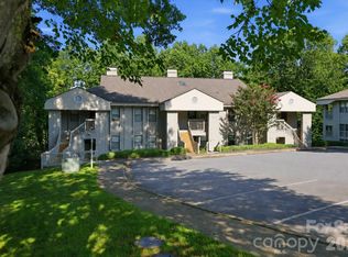 1503 Abbey Cir, Asheville, NC 28805