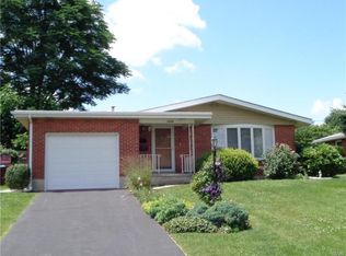 1032 7th St, Whitehall, PA 18052
