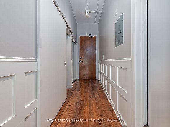 4th image of 2 Fieldway Rd #707