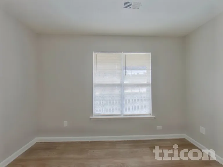 7112 Windsong Way — Photo 11