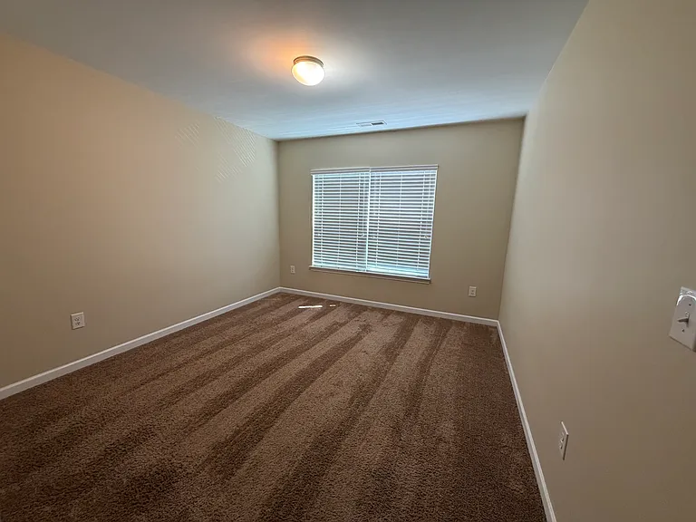 3556 Jetstream Dr NW — Photo 18