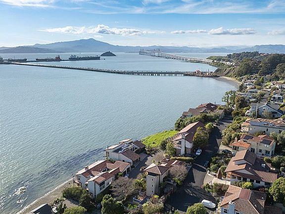 4th image of 531 Cliffside Court