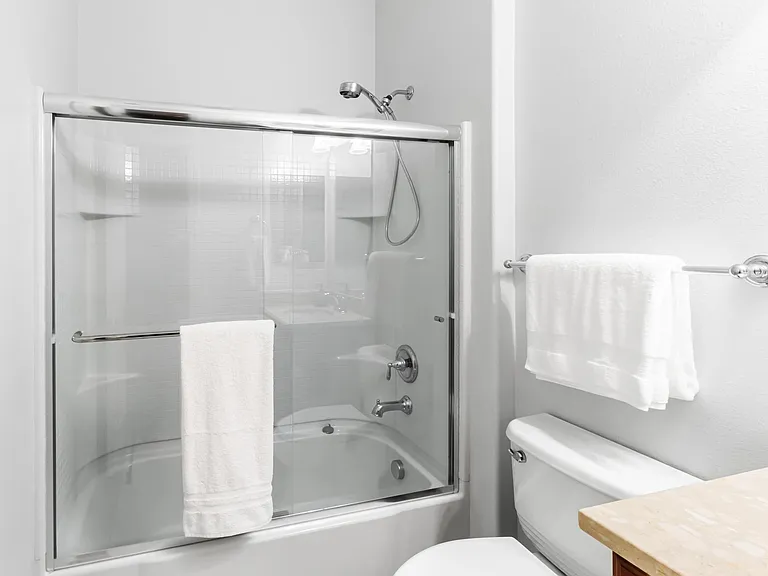 81098 Avenida Vidrio — Photo 24