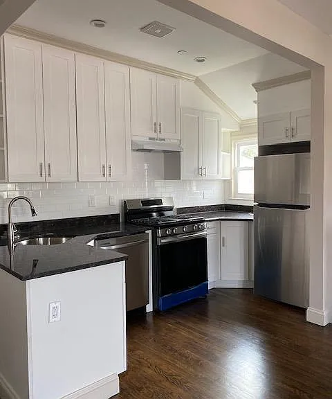117-49 165th St #1 — Photo 3