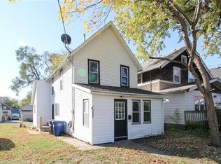 1643 Lyon St, Des Moines, IA 50316