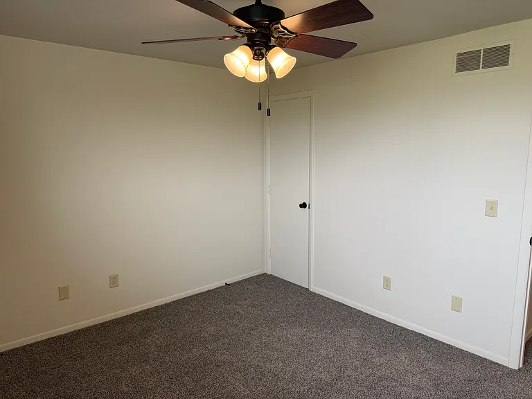 1501 Superior Dr #8 — Photo 17