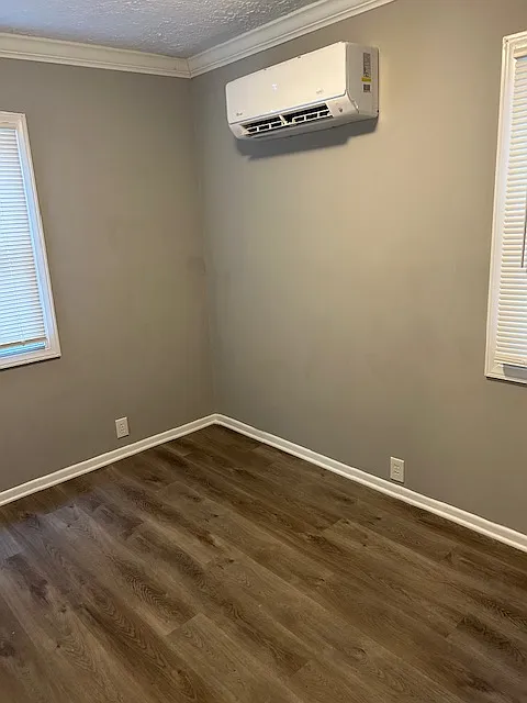 3 bed, 696 sqft, $1,600 — Photo 3