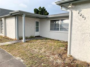 4203 Newbury Dr, New Port Richey, FL 34652