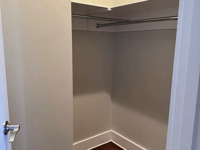 800 N Rendon St #206 — Photo 13