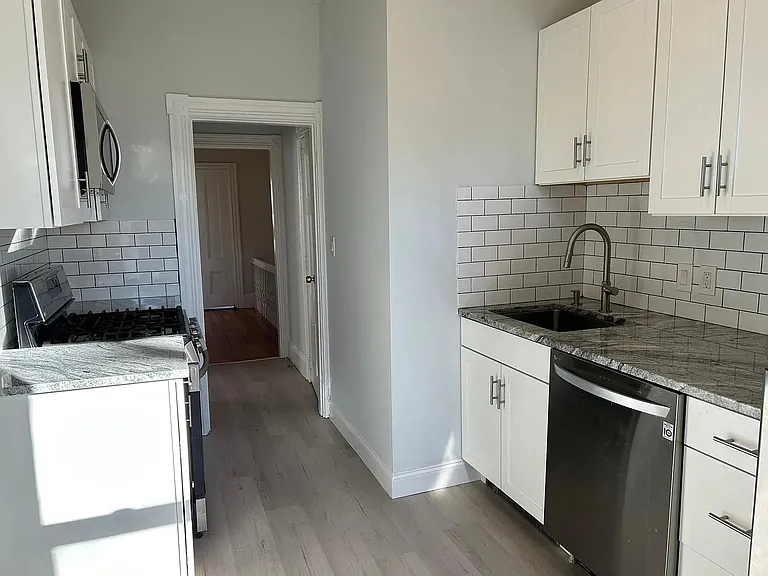 34 Marie Ave #2 — Photo 2