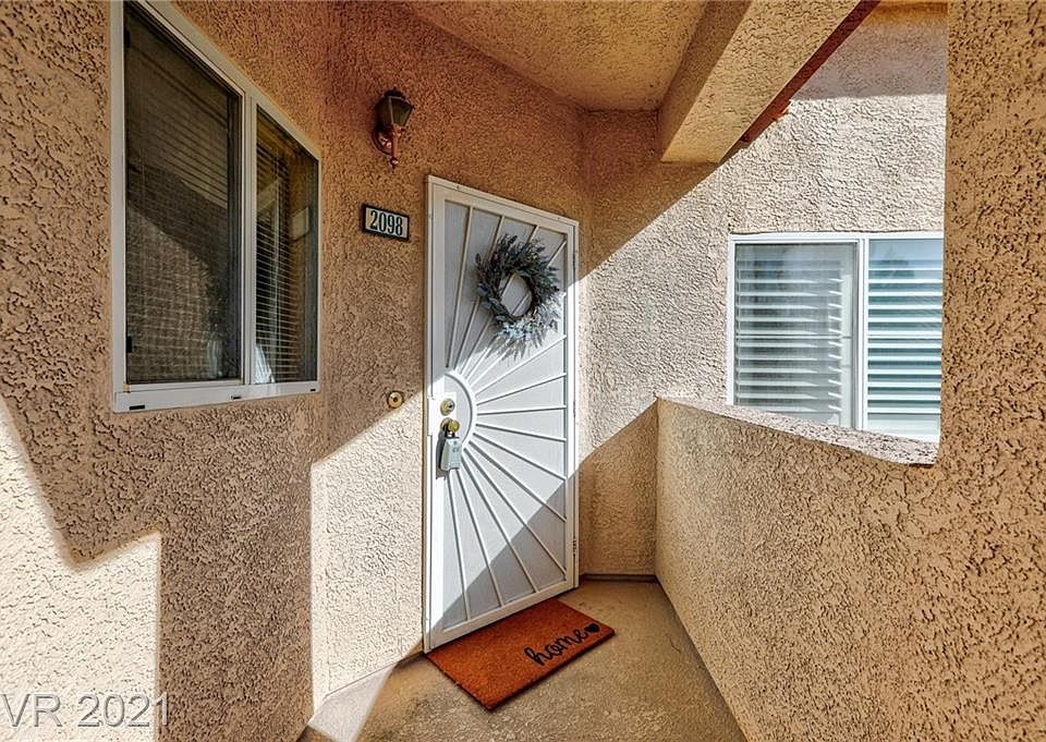 1st image of 8501 W University Ave Unit 2098