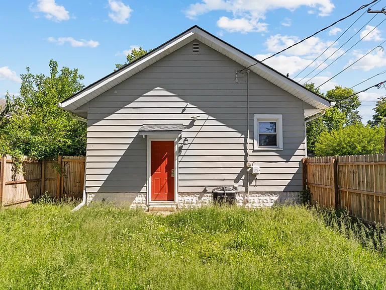 415 Bernard Ave — Photo 21
