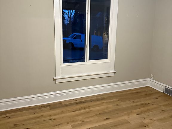 2nd image of 403 Hill St APT 1