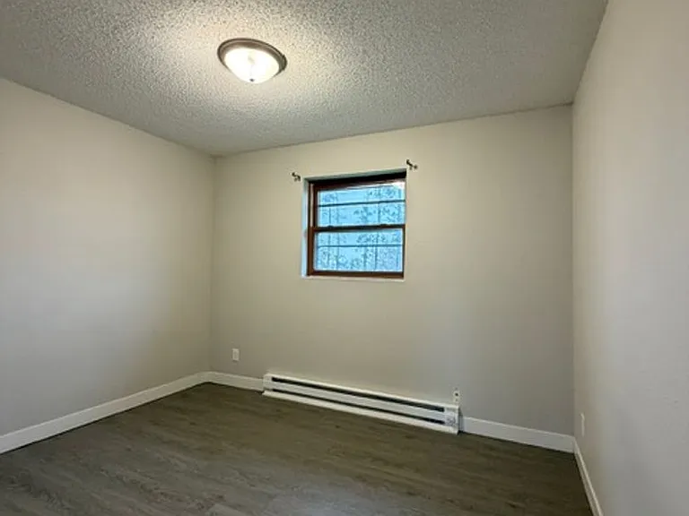 1735 Macauley Ave — Photo 7