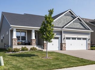 1323 Chestnut Cir, Carver, MN 55315