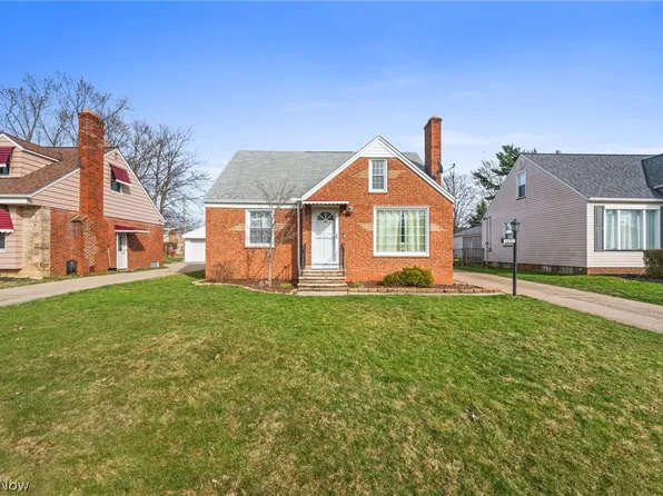 1693 Temple Ave, Mayfield Heights, OH 44124