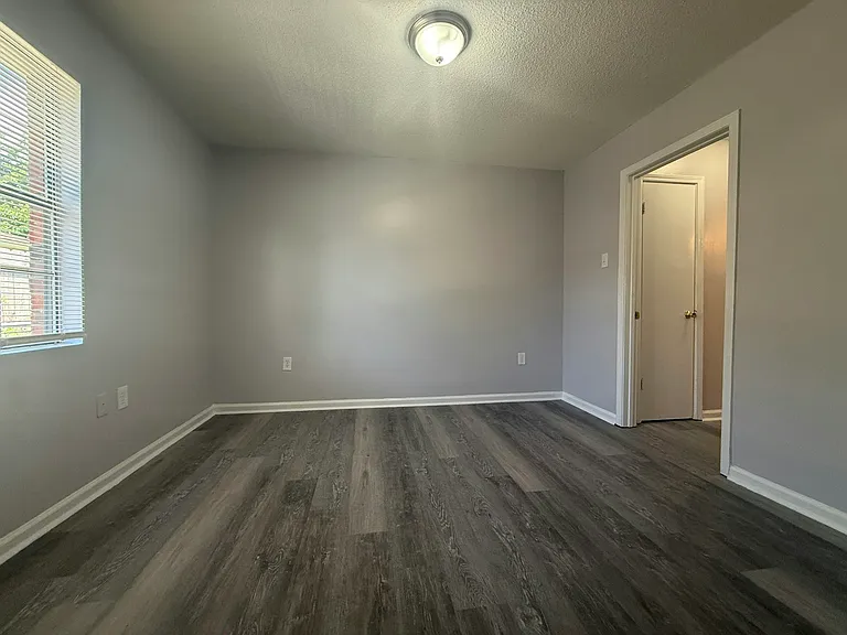 3608 Hicky St — Photo 6