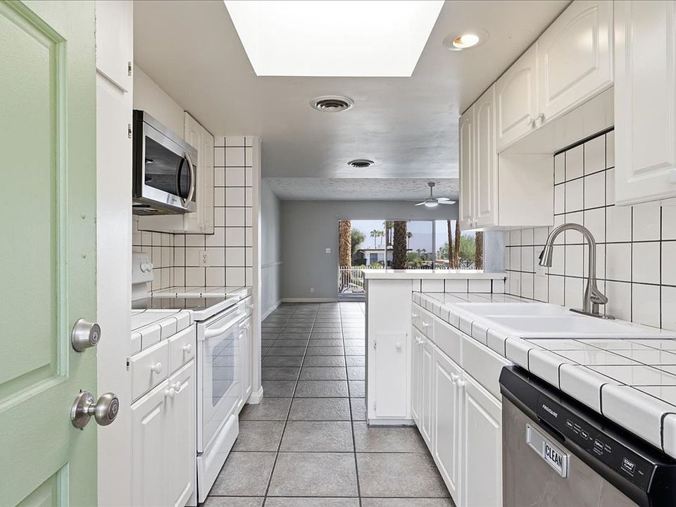 1st image of 45875 Ocotillo Dr APT 5
