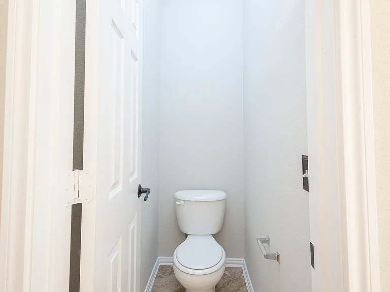 1509 Heron Dr — Photo 16