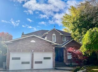 1332 Eddie Shain Dr, Oakville, ON L6J 7C9