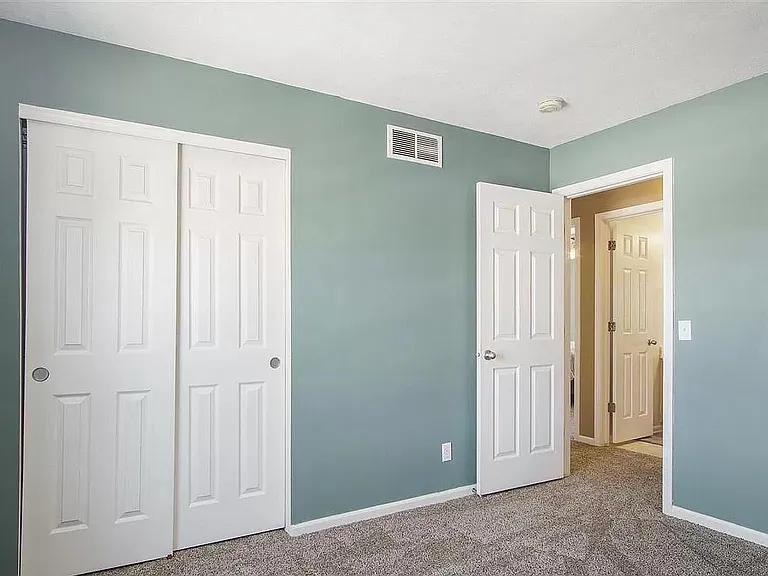 7517 N 108th Ave — Photo 14