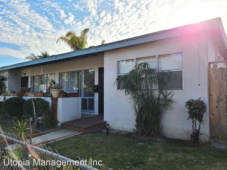 1st image of 3238 Clairemont Dr