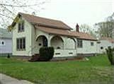 2nd image of 204 E Loomis St