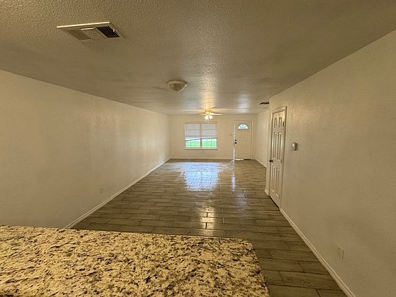 4th image of 110 Lydia St