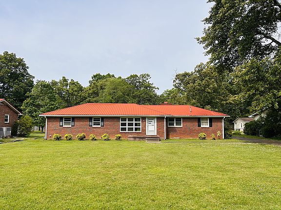 2nd image of 313 Crestwood Dr