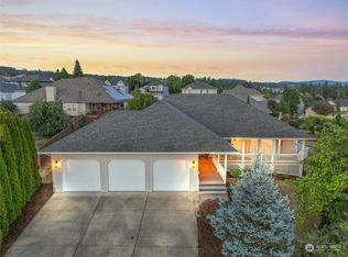 1191 E Caples Ct, La Center, WA