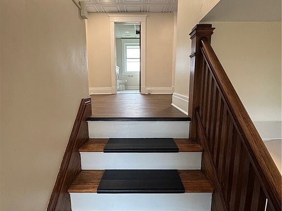 3rd image of 2 Agassiz Cir #B