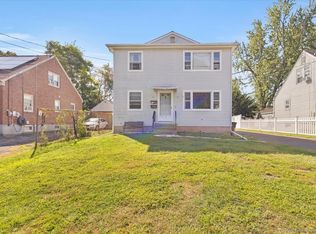 35 Stanley Ct, New Britain, CT 06051