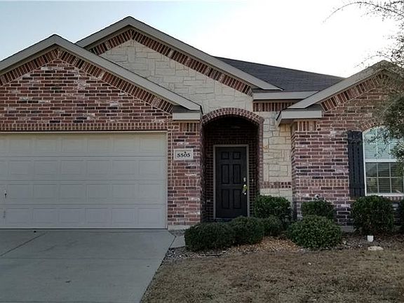 3rd image of 5505 Creek Hill Ln