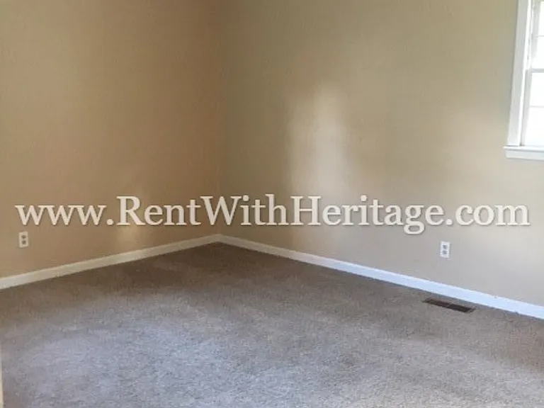 5407 Wilder Dr — Photo 23