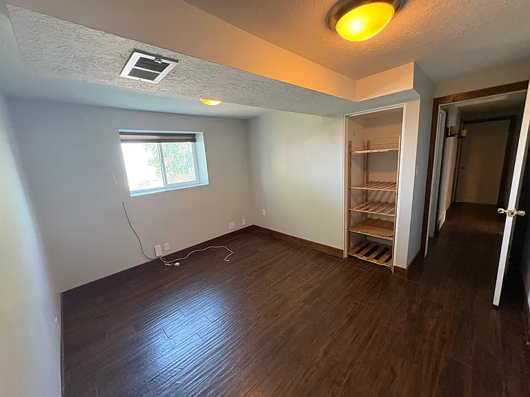 82 Angela Way #B — Photo 4